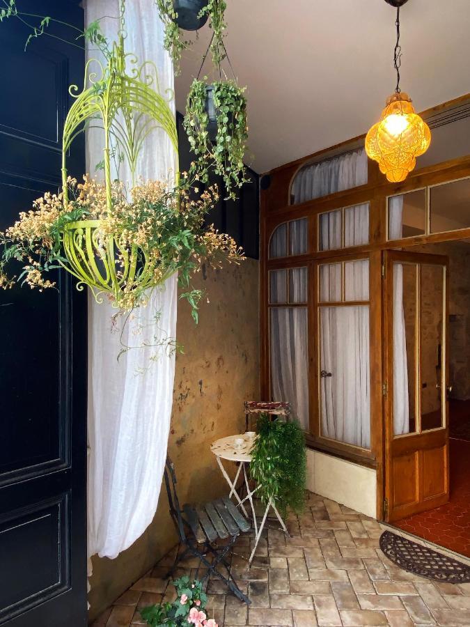 L'Heure Bleue - Charme Et Histoire Au Coeur D'Avignon Apartment Bagian luar foto