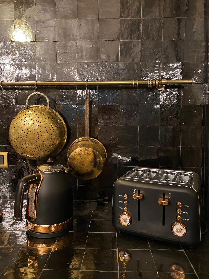 L'Heure Bleue - Charme Et Histoire Au Coeur D'Avignon Apartment Bagian luar foto